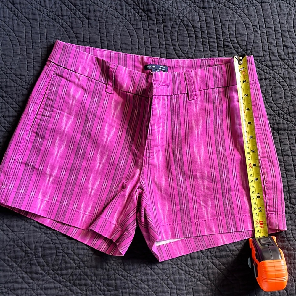 Gap striped hot pink lower rise cotton shorts